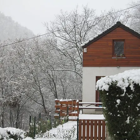 With A Terrace And A View Of The Valley Dom wakacyjny Aywaille